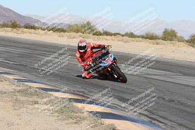 media/Dec-01-2025-Moto Forza (Mon) [[2daa91e15f]]/1-Advanced Group/Session 4 (Turn 10 Inside)/